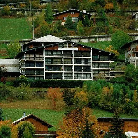 Apartment T3 Pour 6 Pers. Avec Piscine, Parking, Et Balcon - - Fr-1-684-48 *