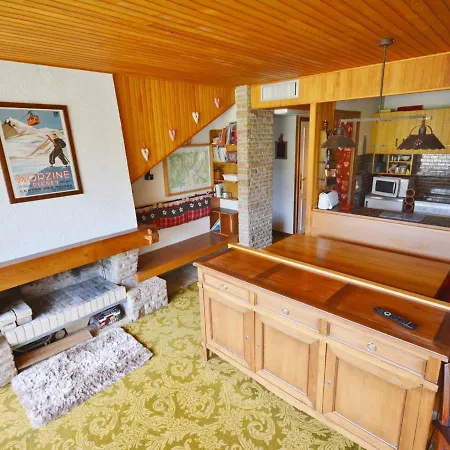 Apartment T3 Pour 6 Pers. Avec Piscine, Parking, Et Balcon - - Fr-1-684-48 *